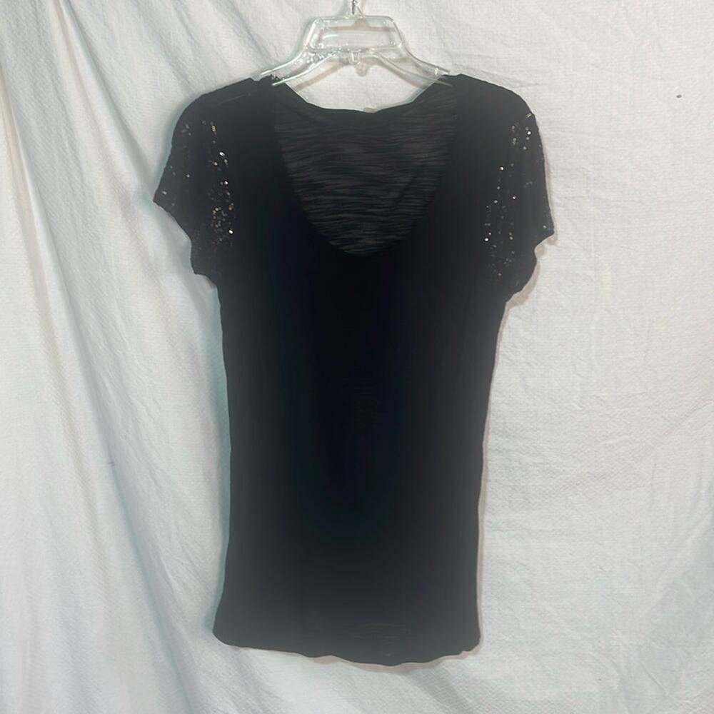 Cable & Gauge L large black scoop neck viscose t sequines short sleeve nwot